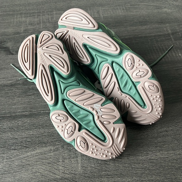 ADIDAS Originals OZWEEGO ZIP GZ2646 Green Size 8 NWT - Picture 6 of 7